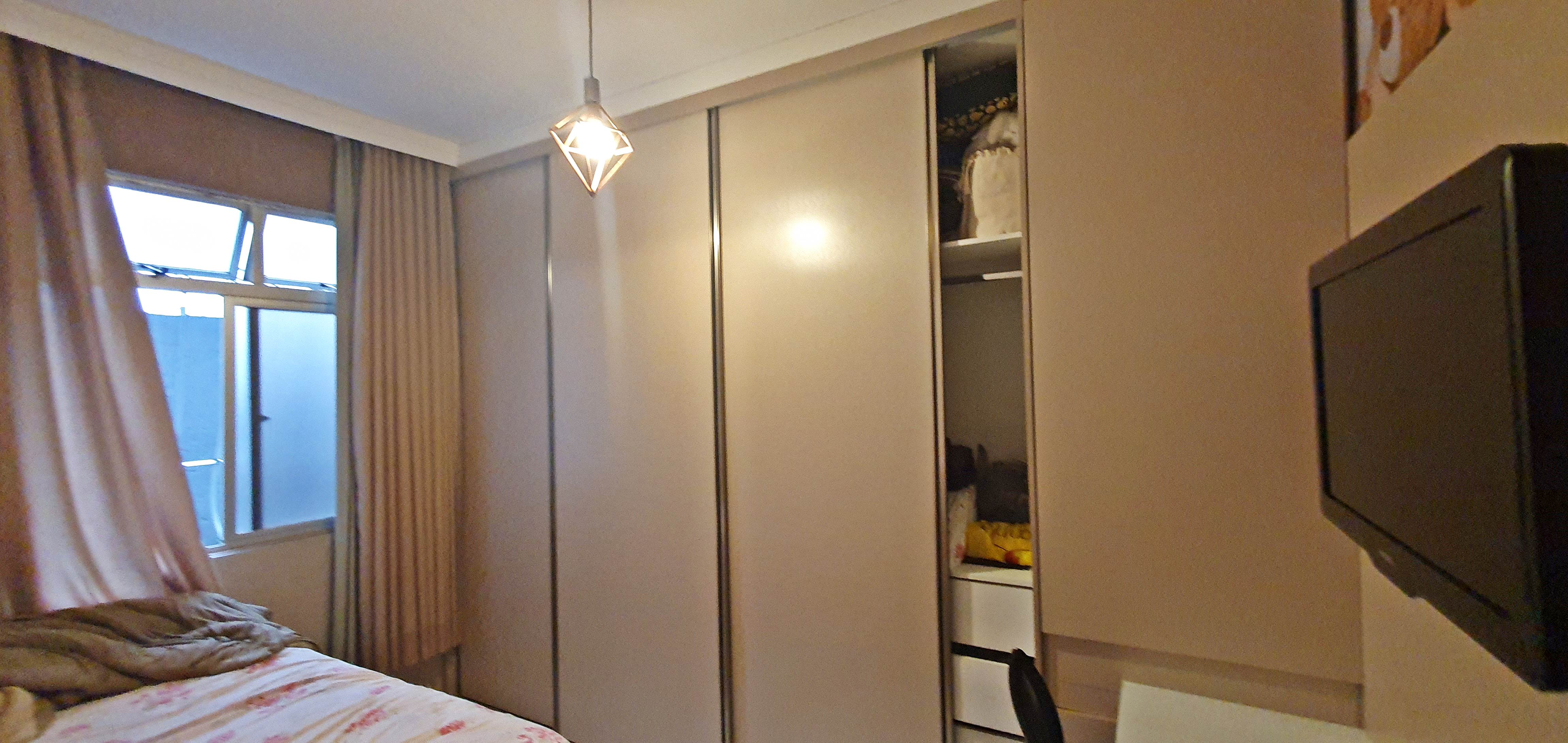 Apartamento à venda com 3 quartos, 154m² - Foto 4