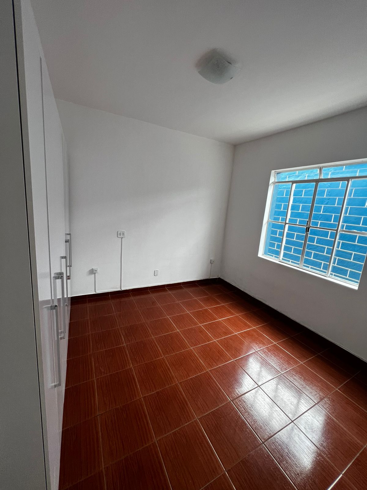 Casa à venda com 5 quartos, 241m² - Foto 8