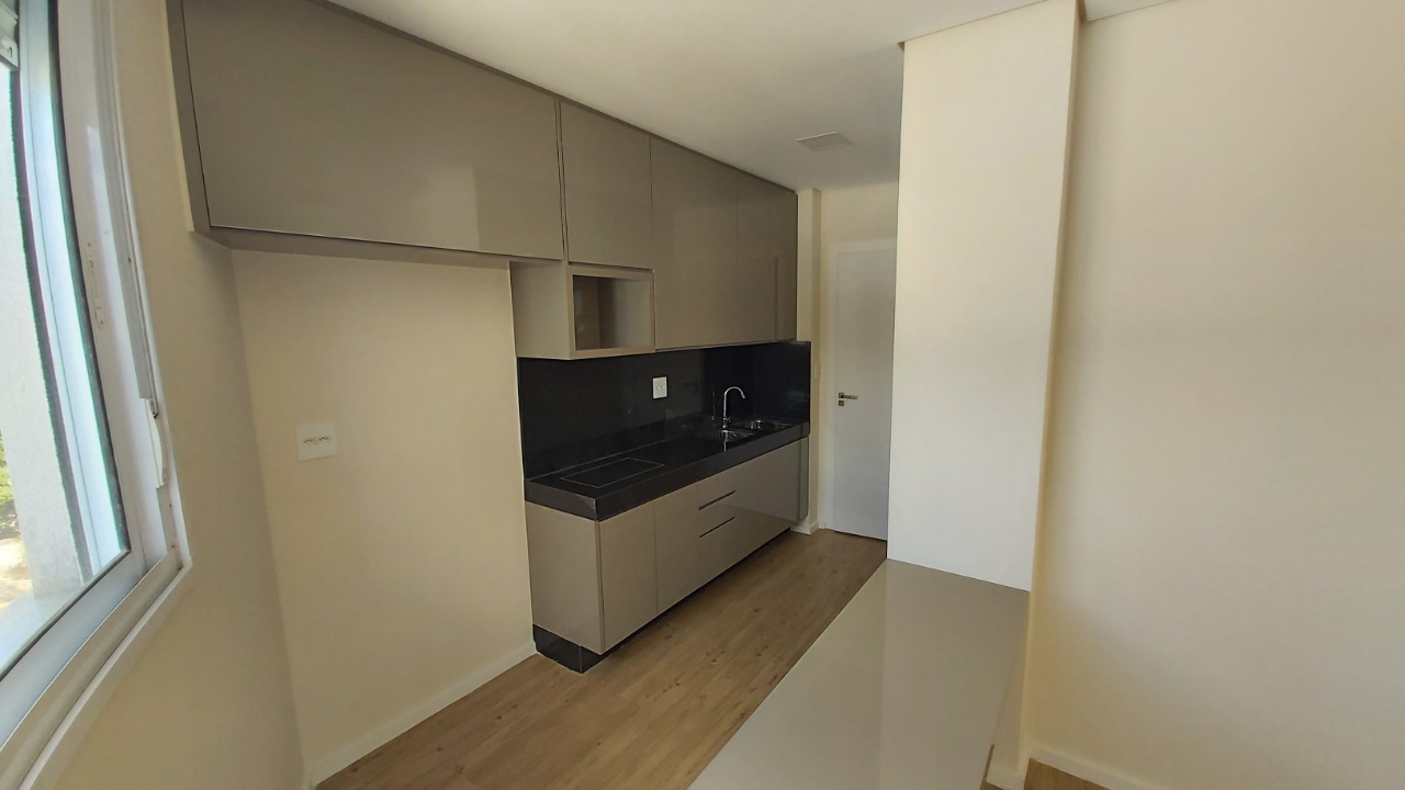 Apartamento à venda com 1 quarto, 32m² - Foto 2