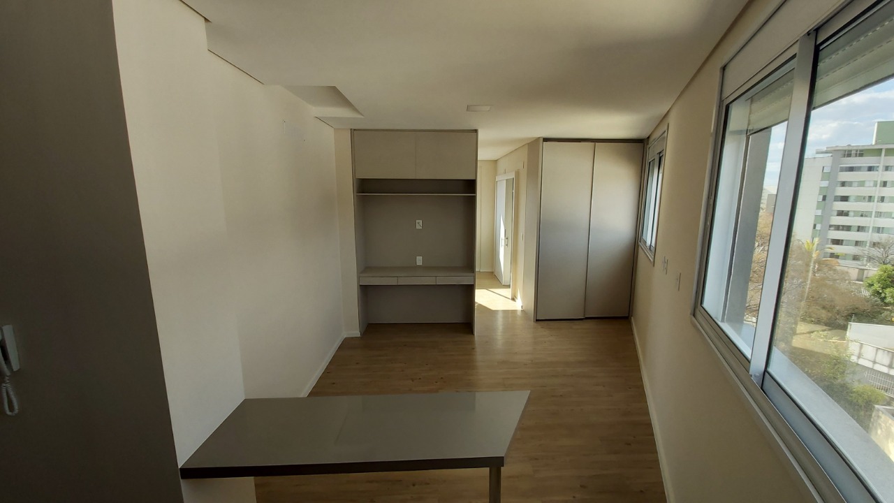 Apartamento à venda com 1 quarto, 32m² - Foto 1