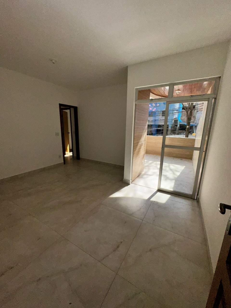 Apartamento à venda com 3 quartos, 101m² - Foto 7