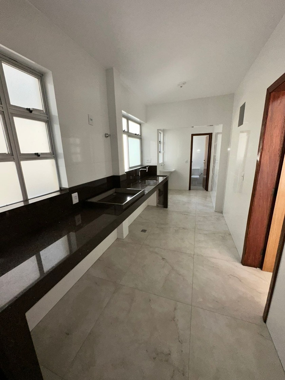 Apartamento à venda com 3 quartos, 101m² - Foto 10