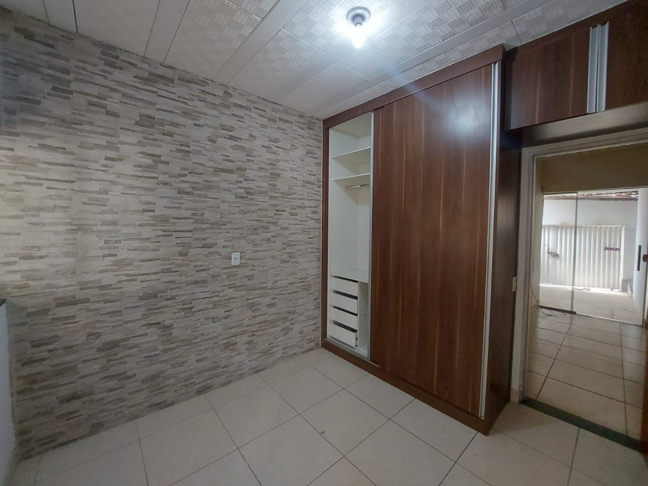 Casa à venda com 3 quartos, 90m² - Foto 9