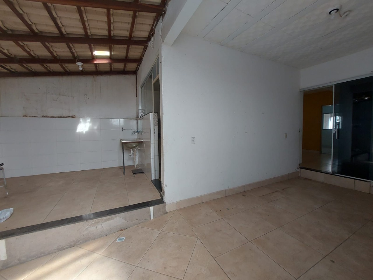 Casa à venda com 3 quartos, 90m² - Foto 16