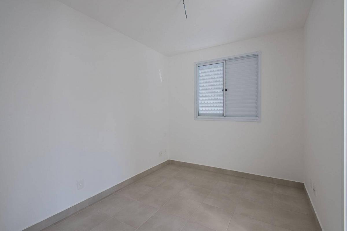 Apartamento à venda com 2 quartos, 60m² - Foto 17