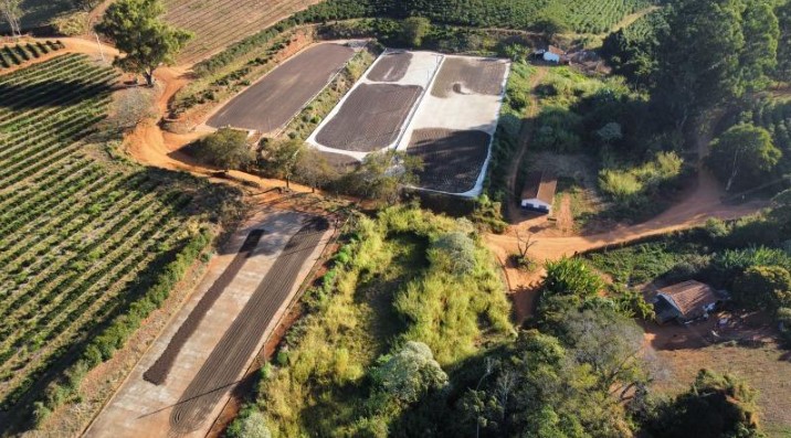 Chácara à venda com 3 quartos, 3970000m² - Foto 17