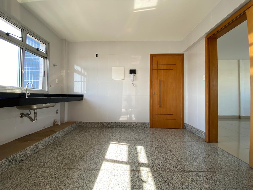 Apartamento à venda com 4 quartos, 110m² - Foto 4