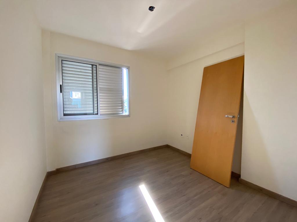 Apartamento à venda com 4 quartos, 110m² - Foto 10