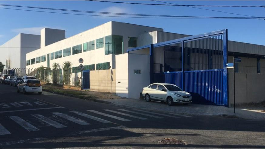 Depósito-Galpão-Armazém à venda, 3831m² - Foto 1