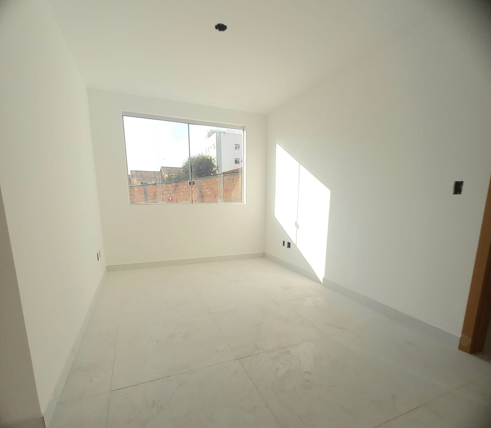 Apartamento à venda com 2 quartos, 62m² - Foto 12