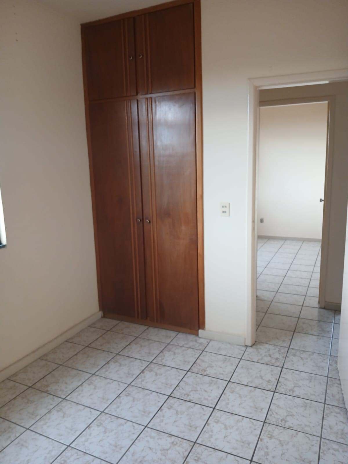 Apartamento à venda com 2 quartos, 60m² - Foto 3