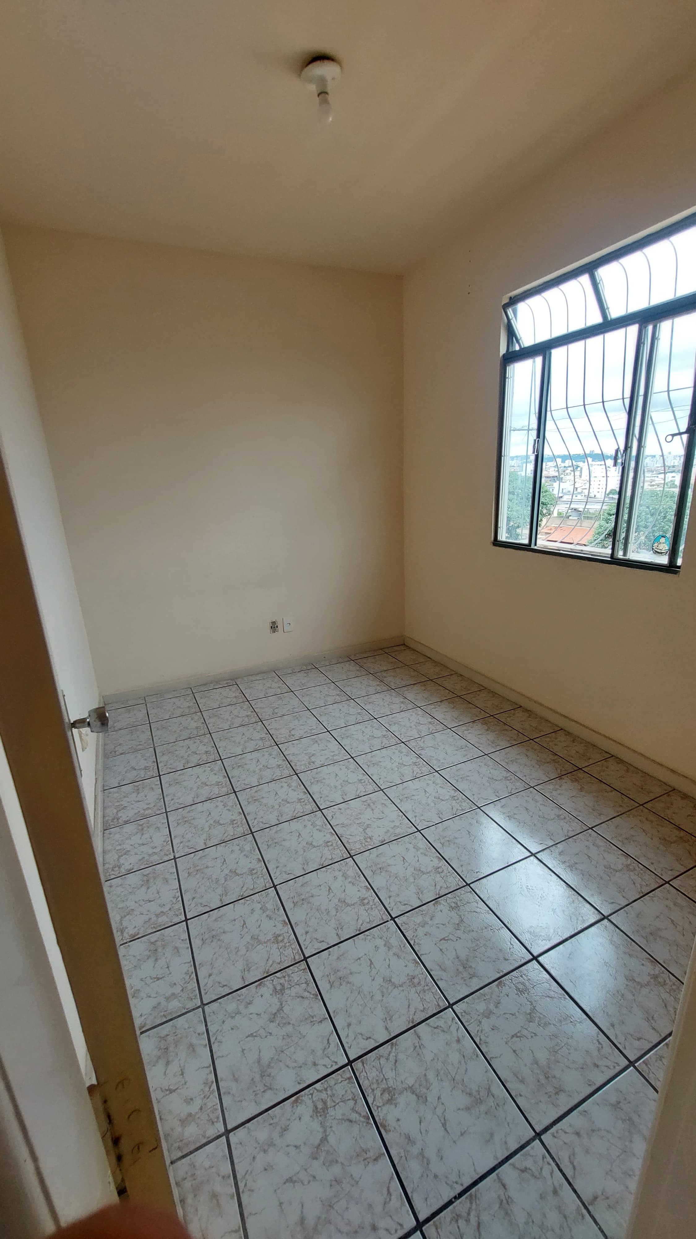 Apartamento à venda com 2 quartos, 60m² - Foto 2