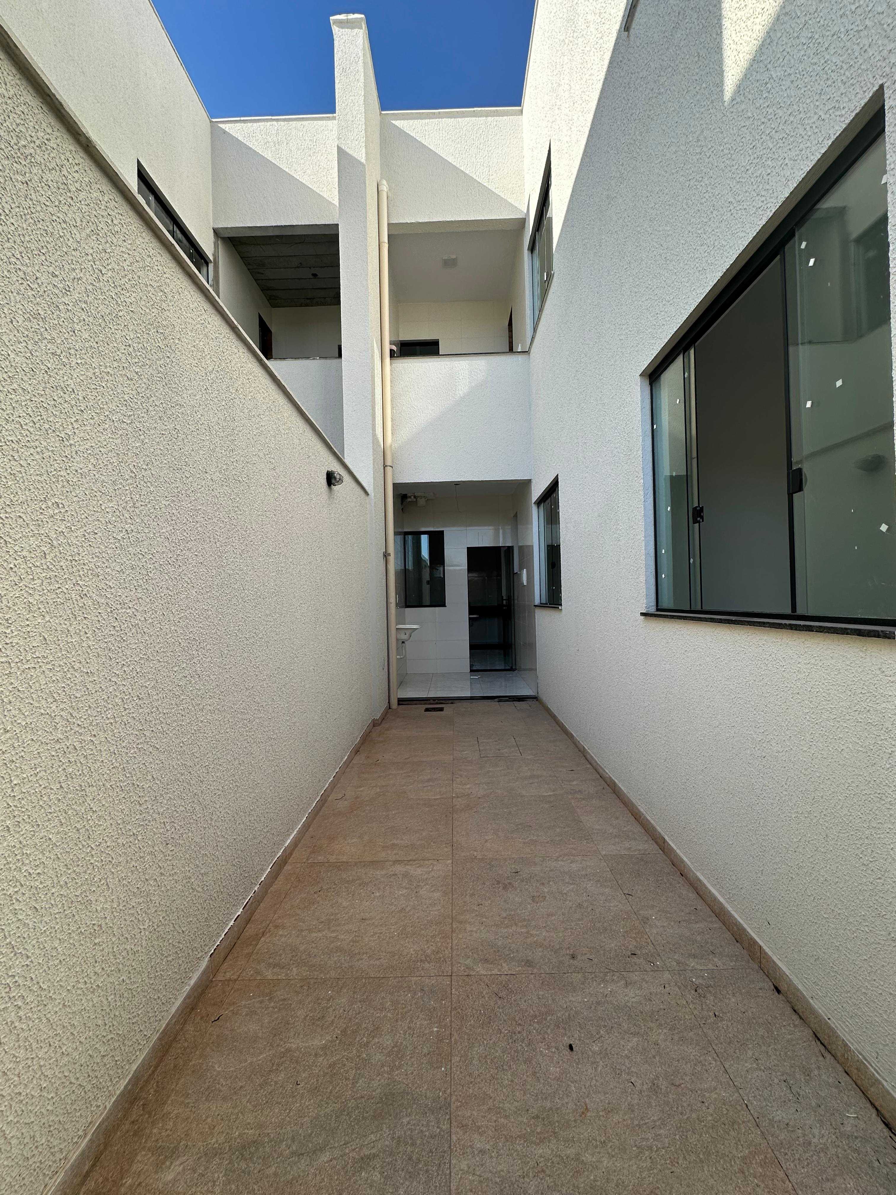 Casa à venda com 2 quartos, 175m² - Foto 14