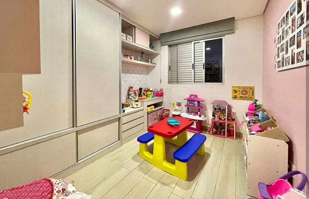 Apartamento à venda com 3 quartos, 100m² - Foto 4