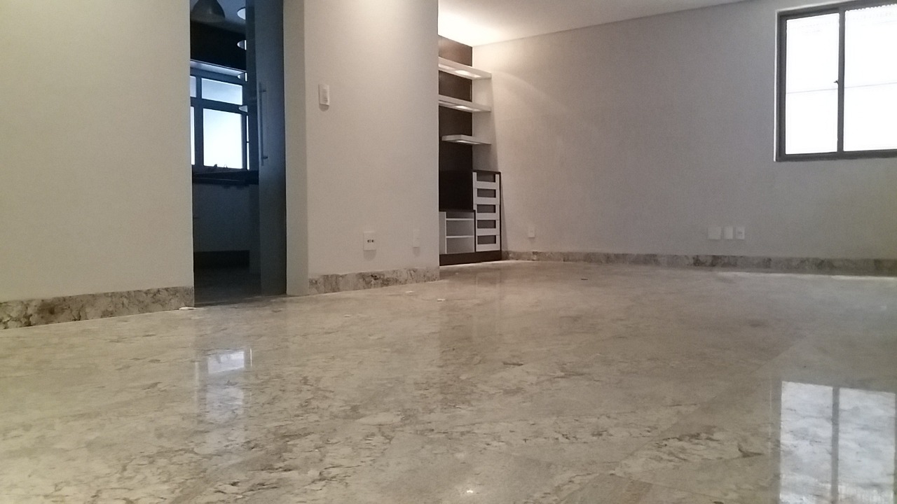 Casa à venda com 4 quartos, 250m² - Foto 10