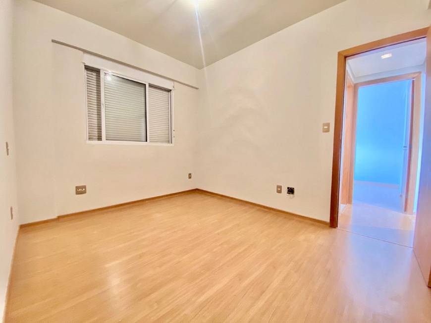 Apartamento à venda com 4 quartos, 163m² - Foto 12