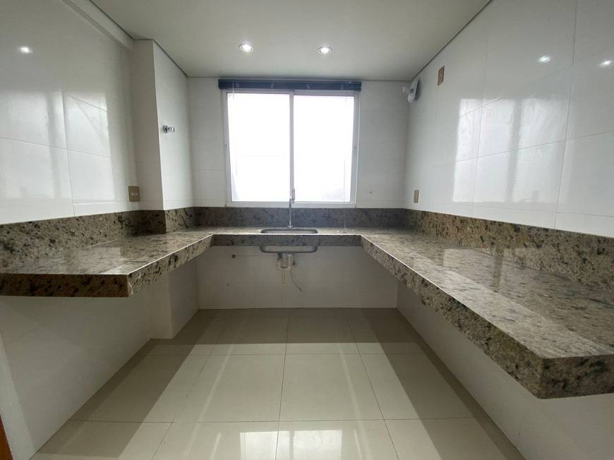 Apartamento à venda com 4 quartos, 163m² - Foto 7