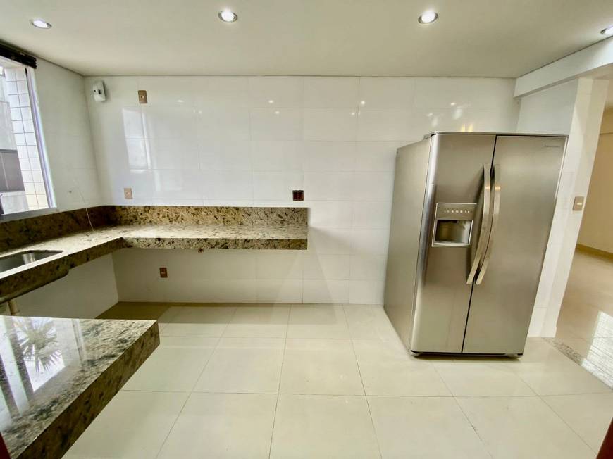 Apartamento à venda com 4 quartos, 163m² - Foto 8