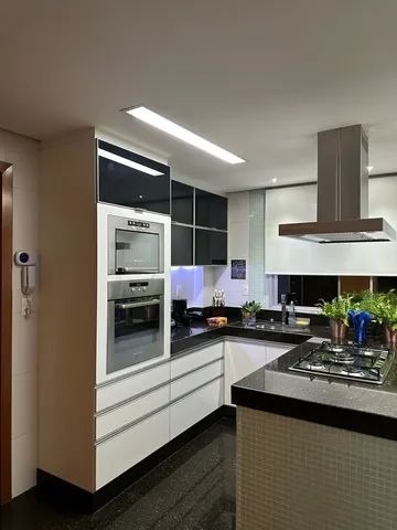 Apartamento à venda com 4 quartos, 247m² - Foto 14