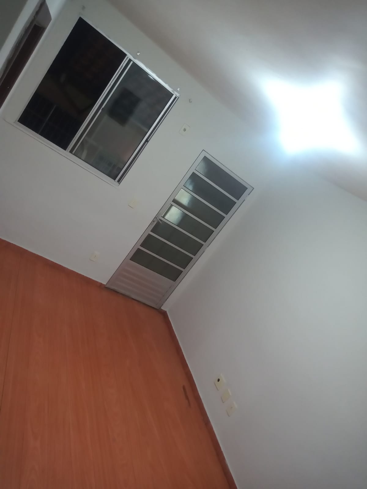 Apartamento à venda com 2 quartos, 45m² - Foto 1