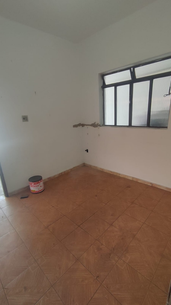 Casa à venda com 3 quartos, 360m² - Foto 11