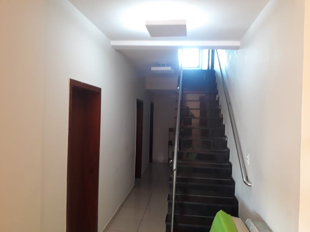 Casa à venda com 7 quartos, 500m² - Foto 9