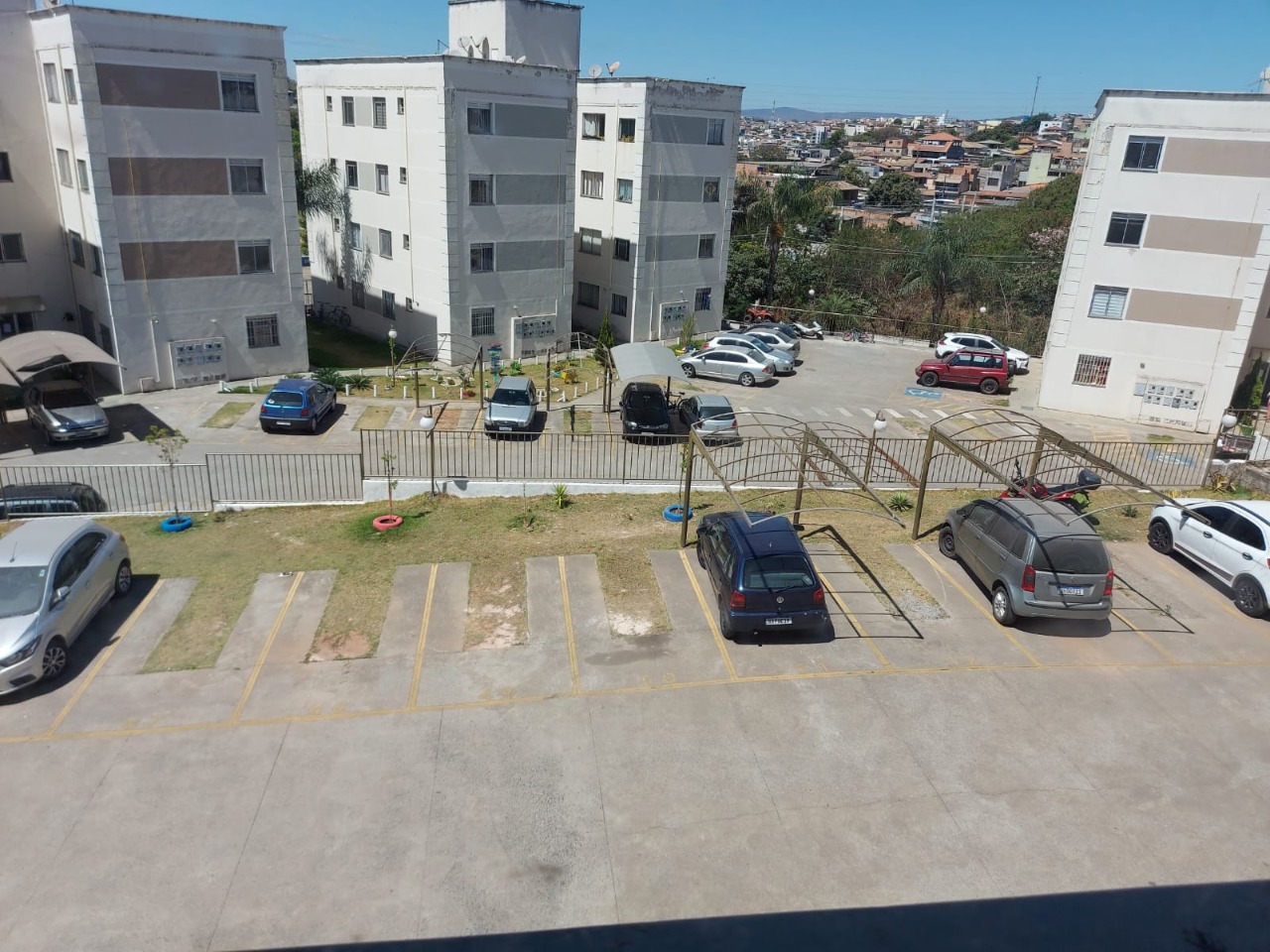 Apartamento à venda com 2 quartos - Foto 1