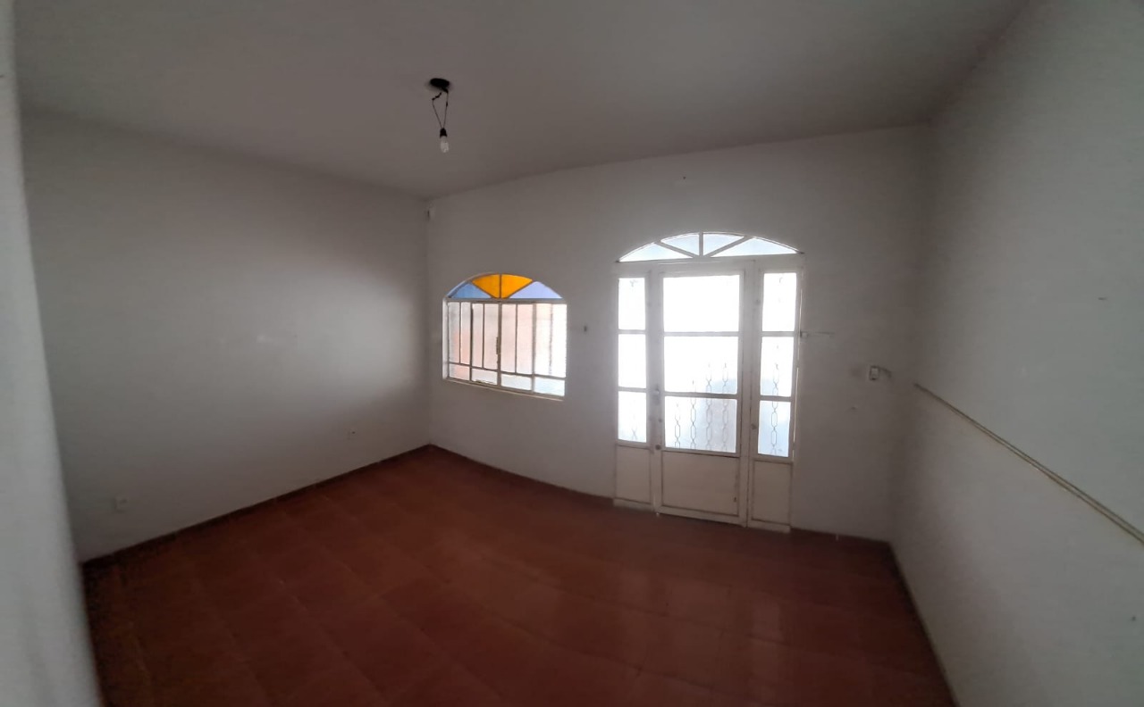 Casa à venda com 4 quartos, 231m² - Foto 6