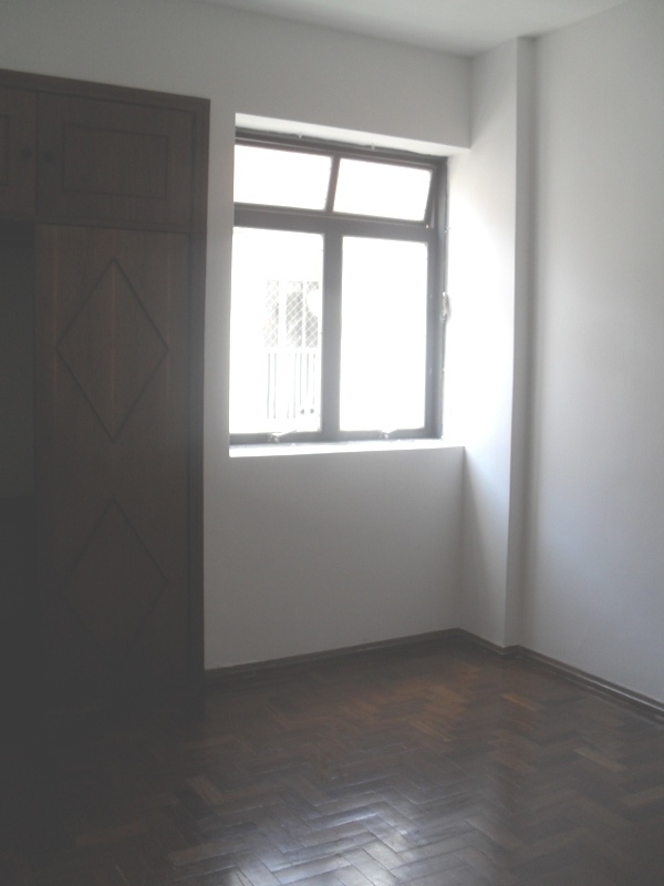 Apartamento à venda com 3 quartos, 125m² - Foto 3