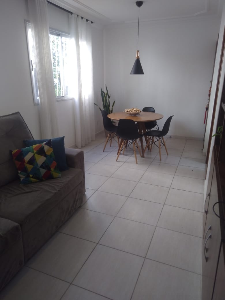 Apartamento à venda com 3 quartos, 80m² - Foto 1