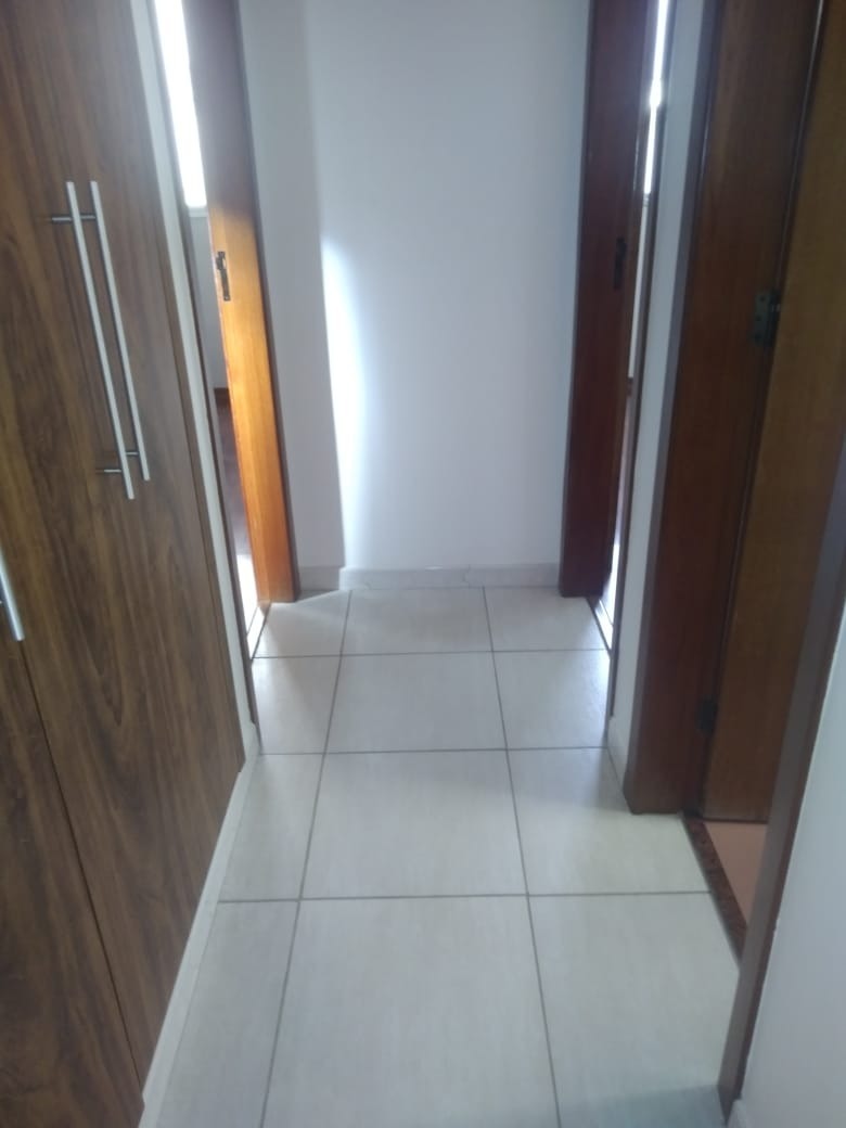 Apartamento à venda com 3 quartos, 80m² - Foto 13