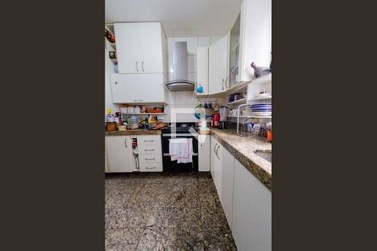 Apartamento à venda com 3 quartos, 100m² - Foto 23