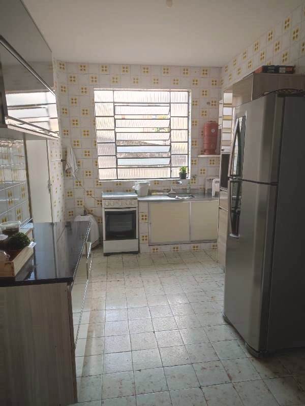 Apartamento à venda com 2 quartos, 70m² - Foto 9