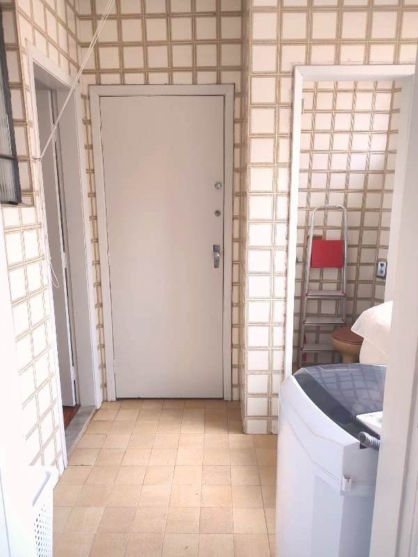 Apartamento à venda com 2 quartos, 70m² - Foto 15