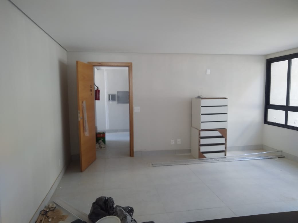 Apartamento à venda com 2 quartos, 67m² - Foto 8