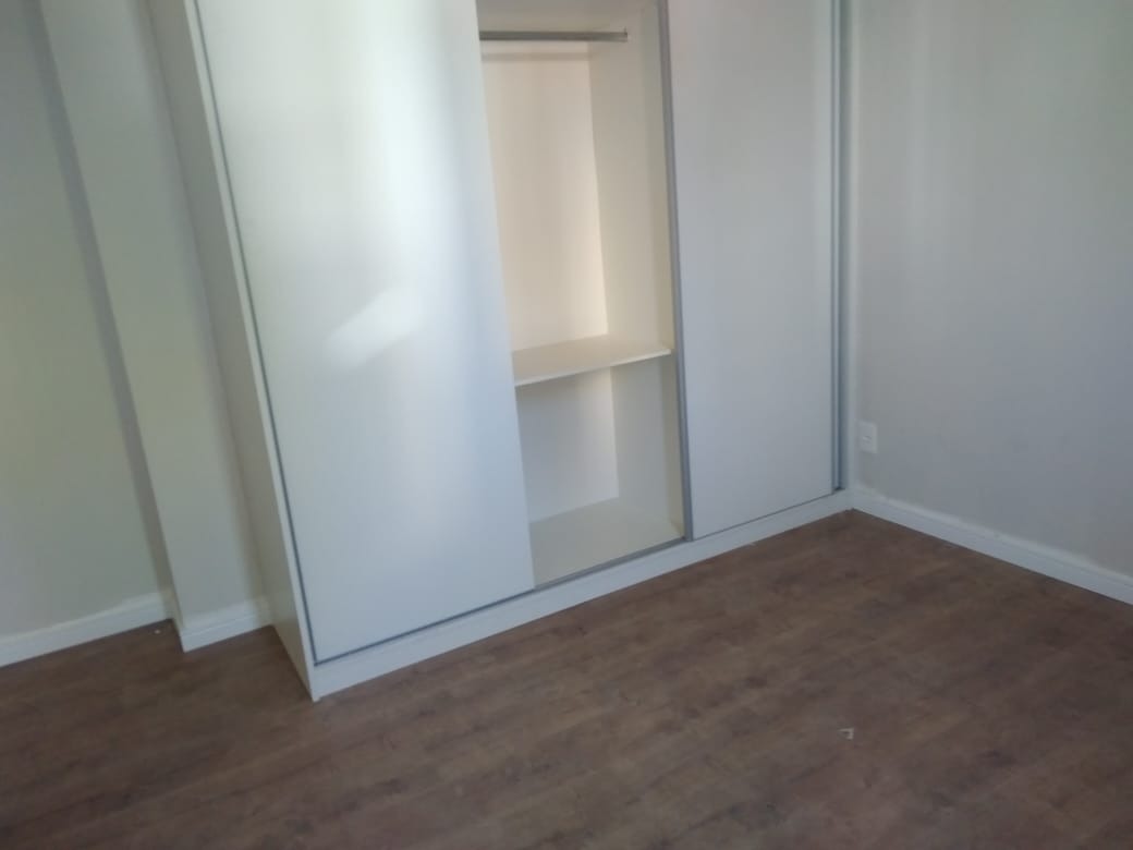 Apartamento à venda com 2 quartos, 67m² - Foto 9