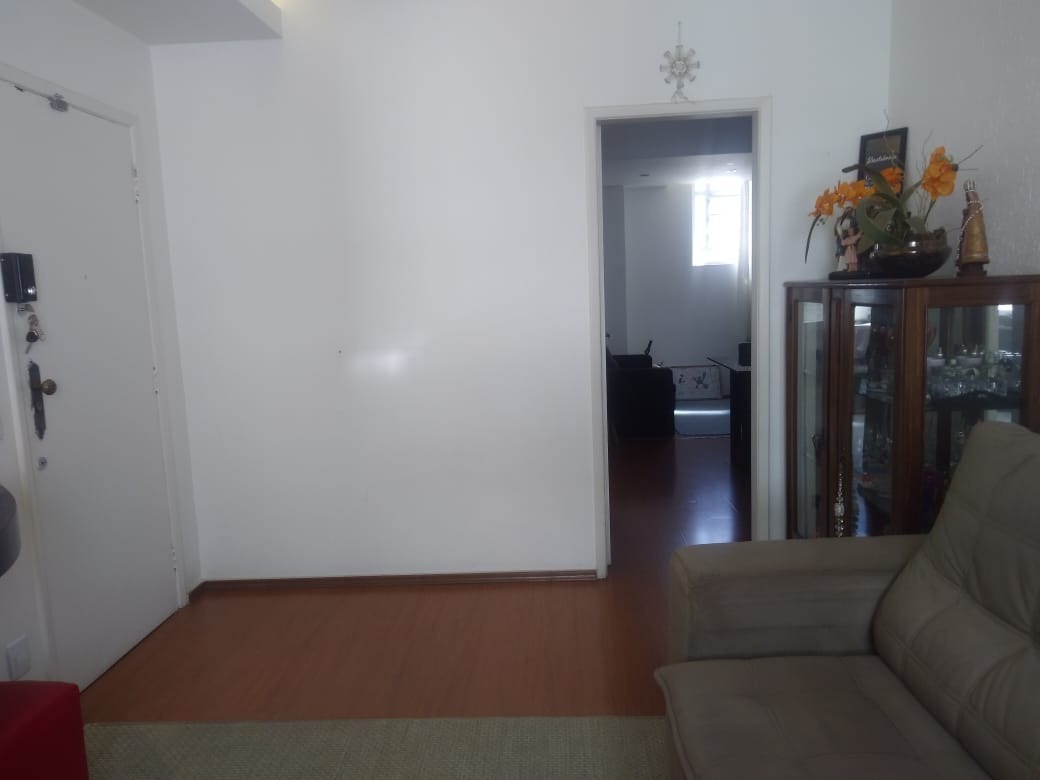 Apartamento à venda com 3 quartos, 90m² - Foto 1