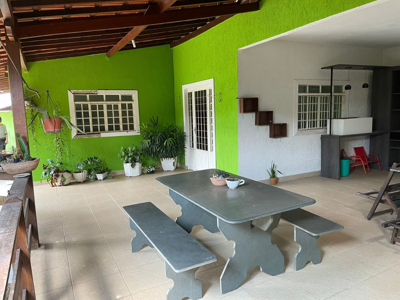 Casa à venda com 3 quartos, 360m² - Foto 3