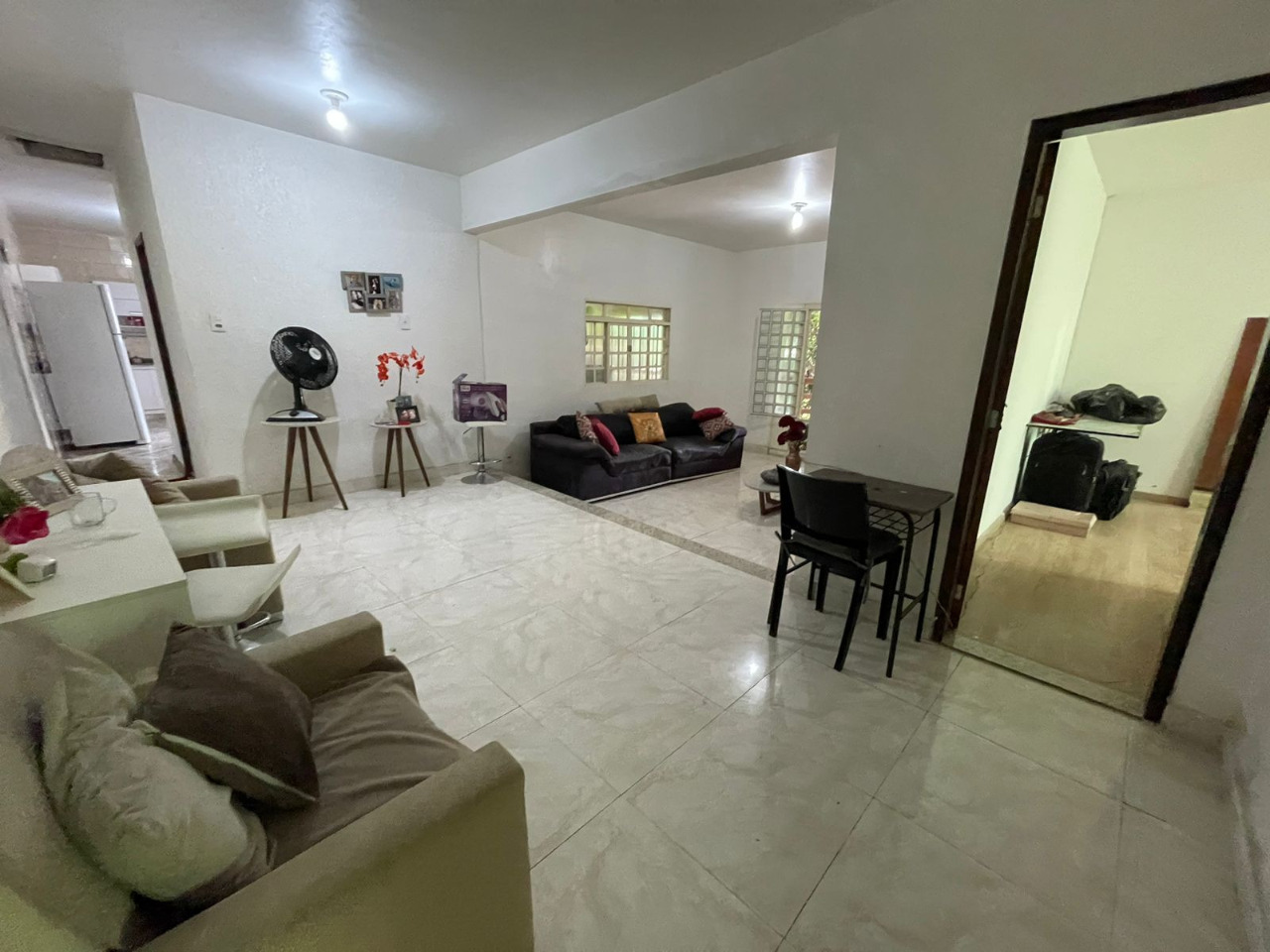 Casa à venda com 3 quartos, 360m² - Foto 7