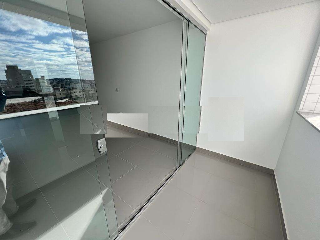 Apartamento à venda com 3 quartos, 75m² - Foto 7