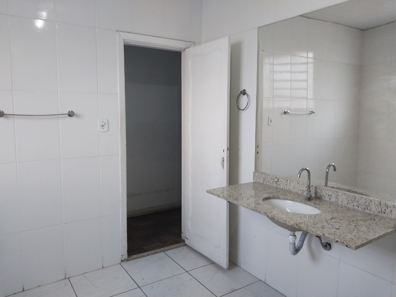 Apartamento à venda com 4 quartos, 90m² - Foto 22