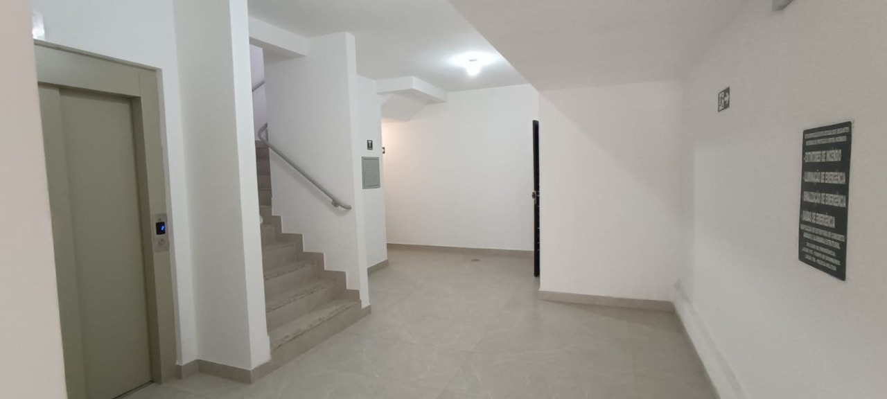 Apartamento à venda com 2 quartos, 50m² - Foto 2