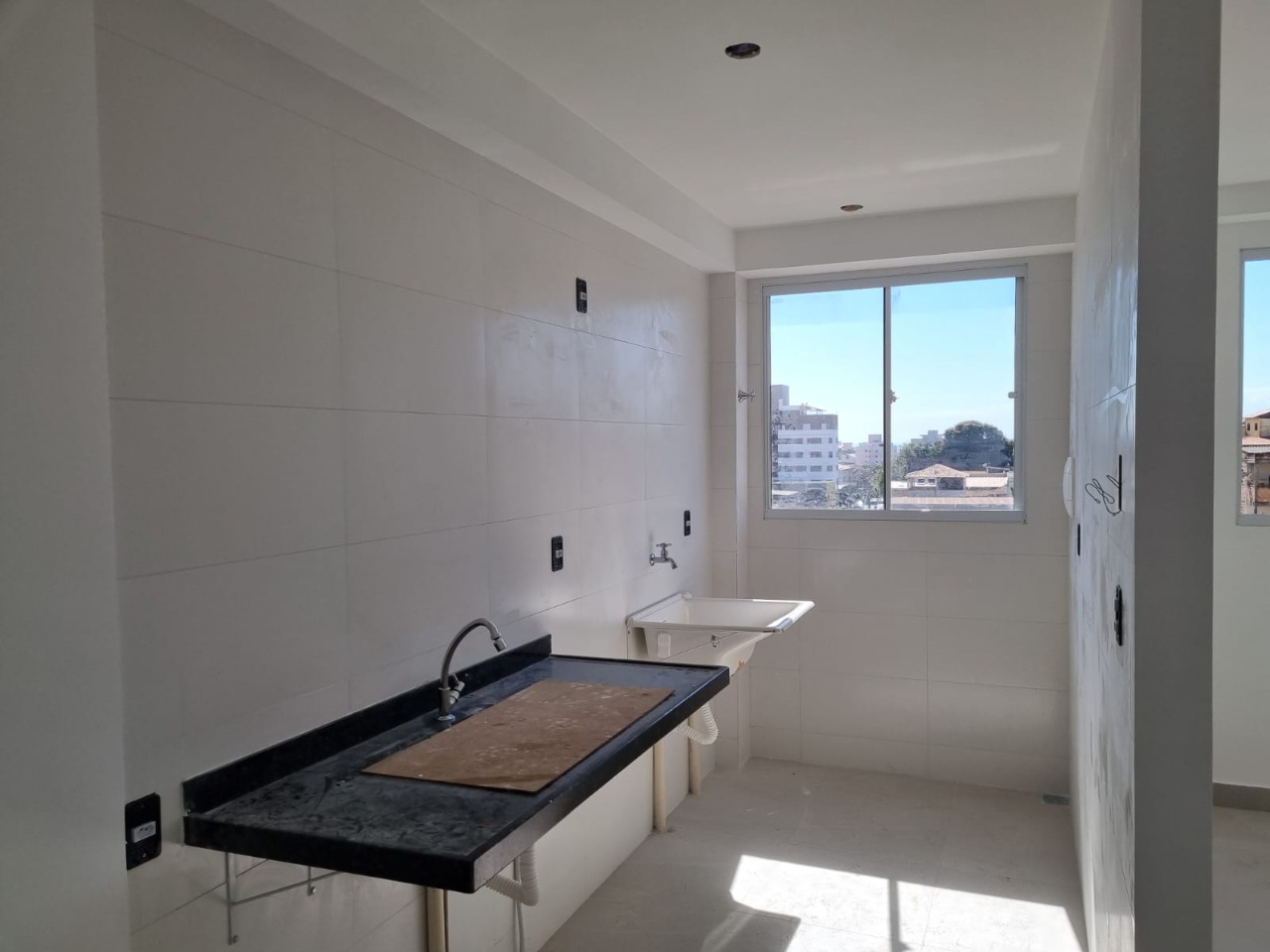 Apartamento à venda com 2 quartos, 51m² - Foto 3