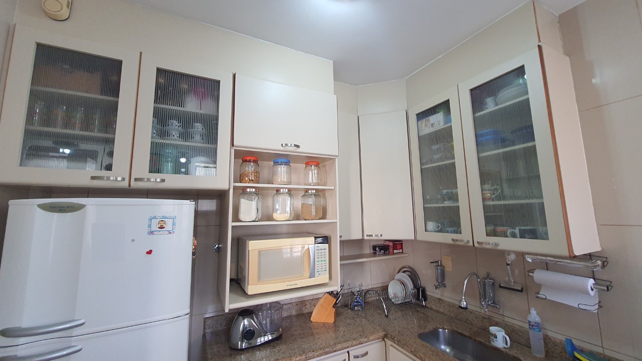 Apartamento à venda com 3 quartos, 98m² - Foto 16