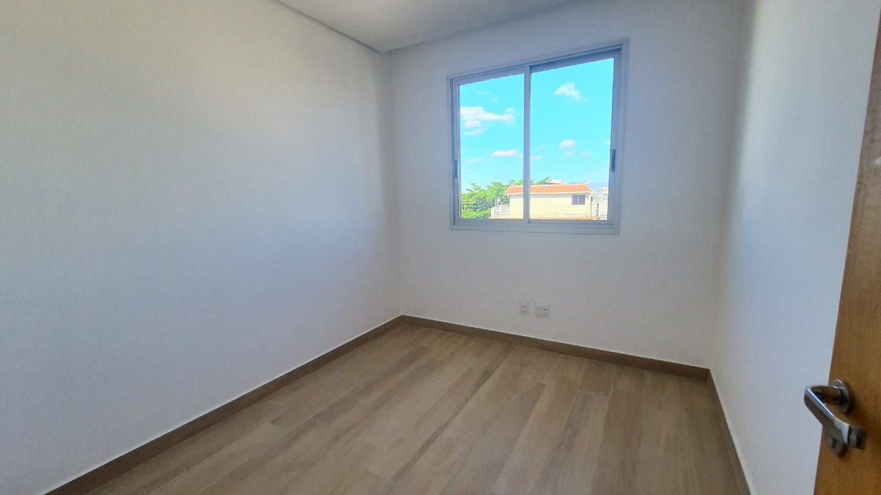 Apartamento à venda com 2 quartos, 58m² - Foto 5