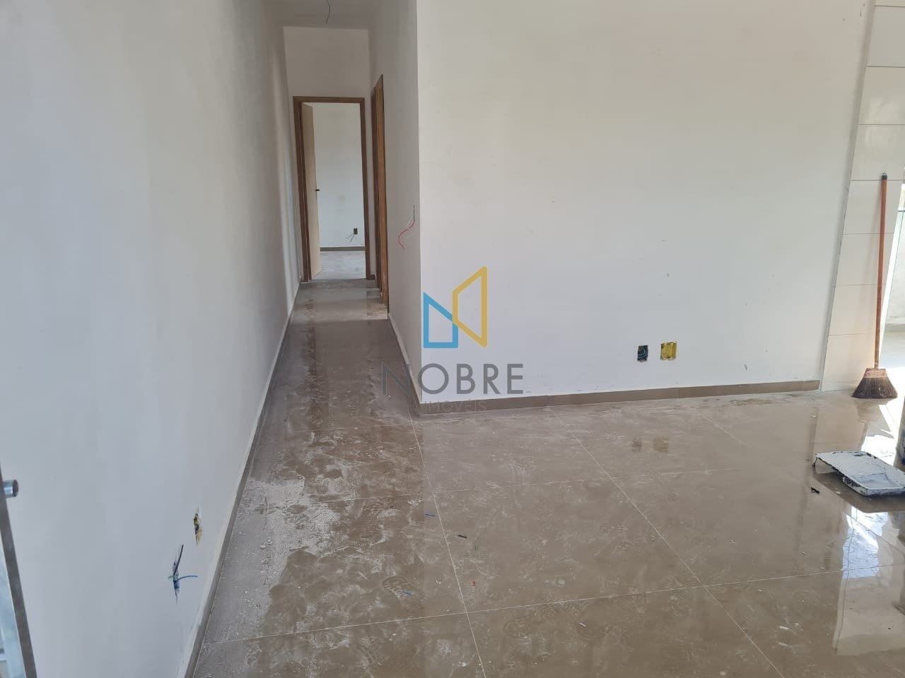 Casa à venda com 2 quartos, 57m² - Foto 8