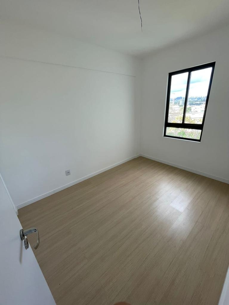 Apartamento à venda com 2 quartos, 62m² - Foto 7