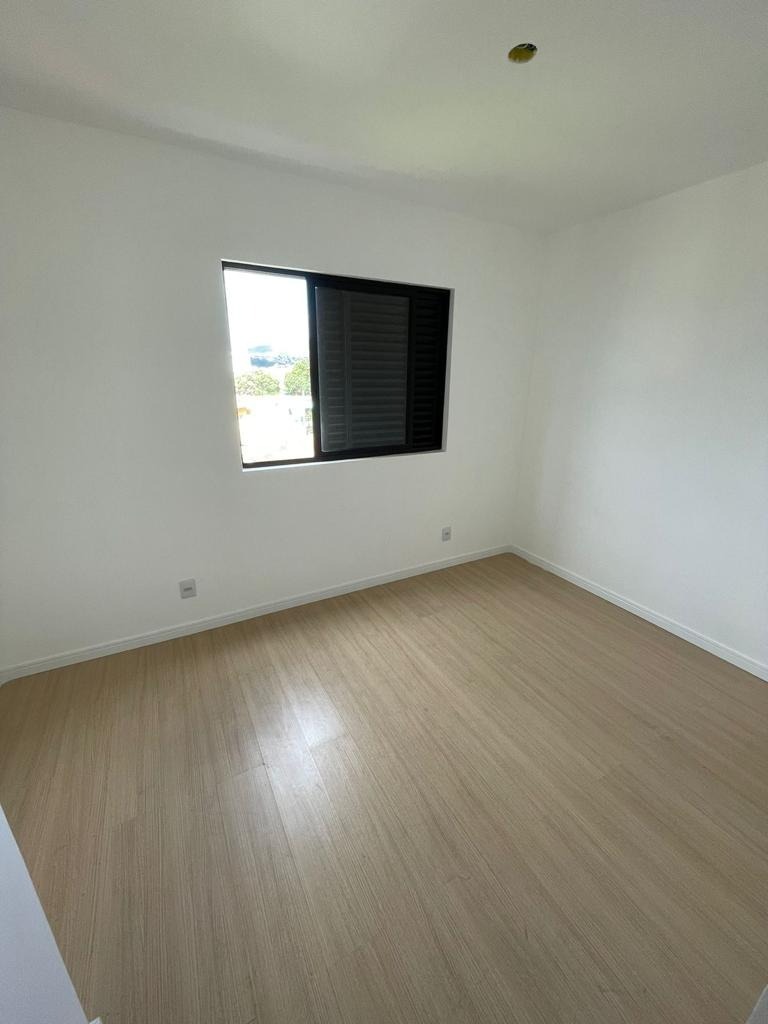 Apartamento à venda com 2 quartos, 62m² - Foto 8