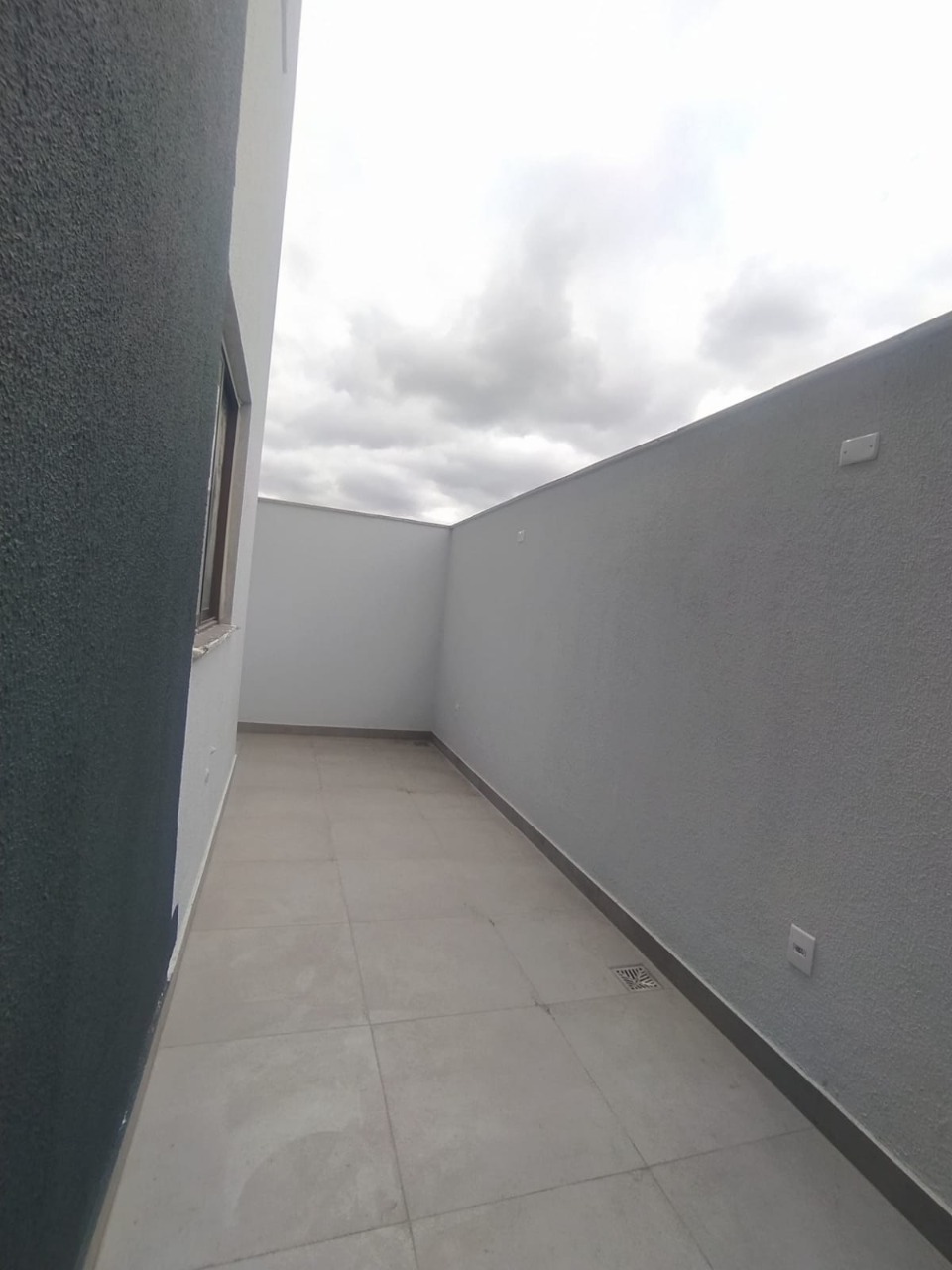 Apartamento à venda com 3 quartos, 92m² - Foto 2