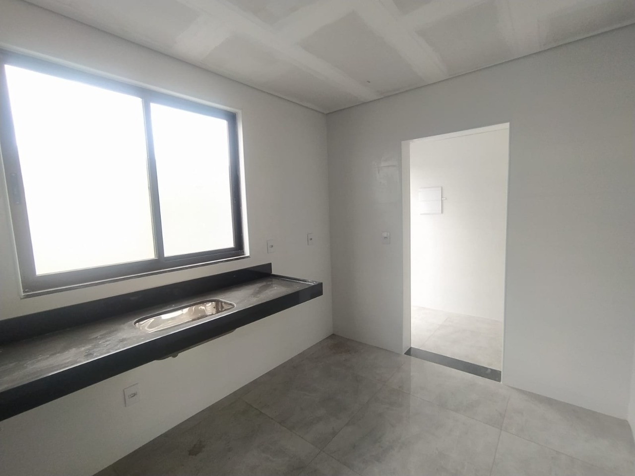 Apartamento à venda com 3 quartos, 92m² - Foto 6